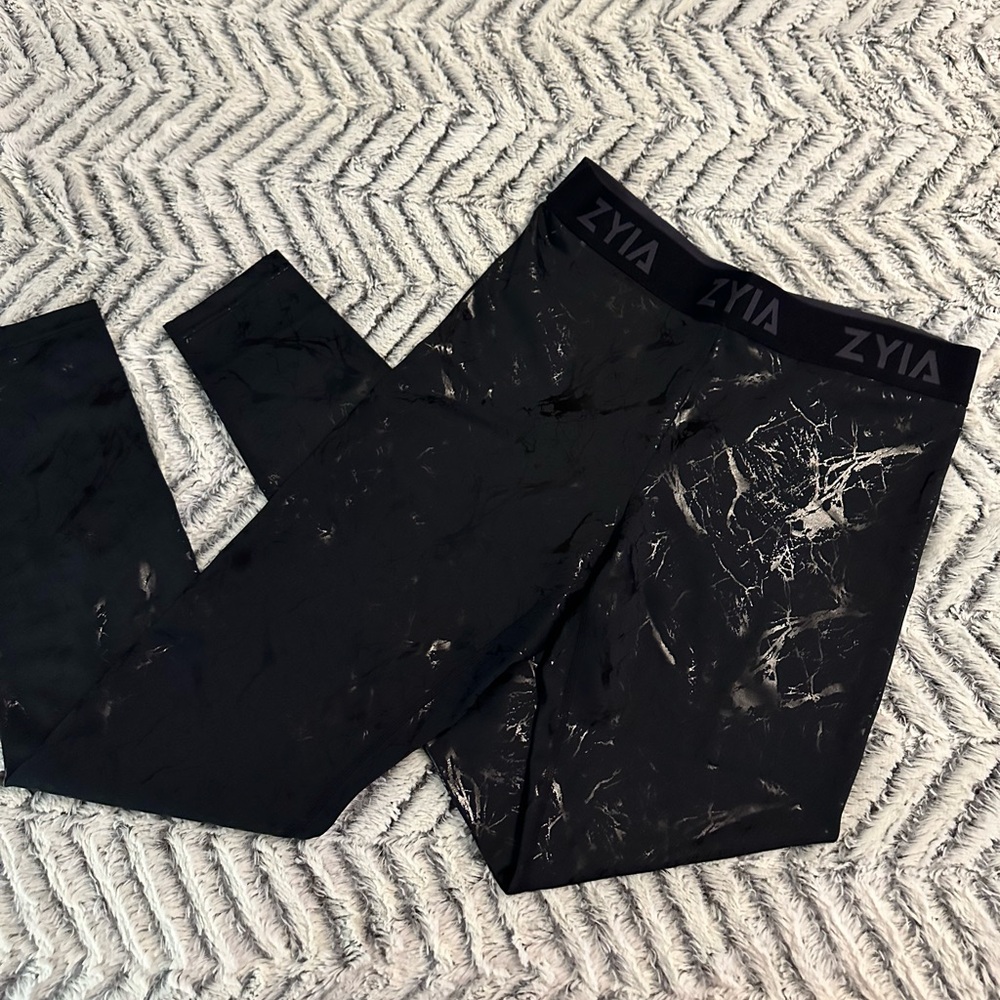 Zyia black leggings size 14-16
